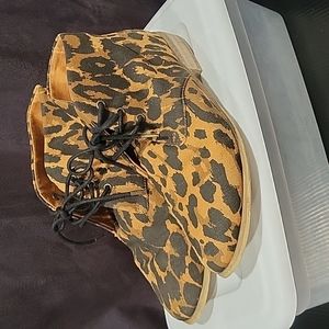 Leopard booties
